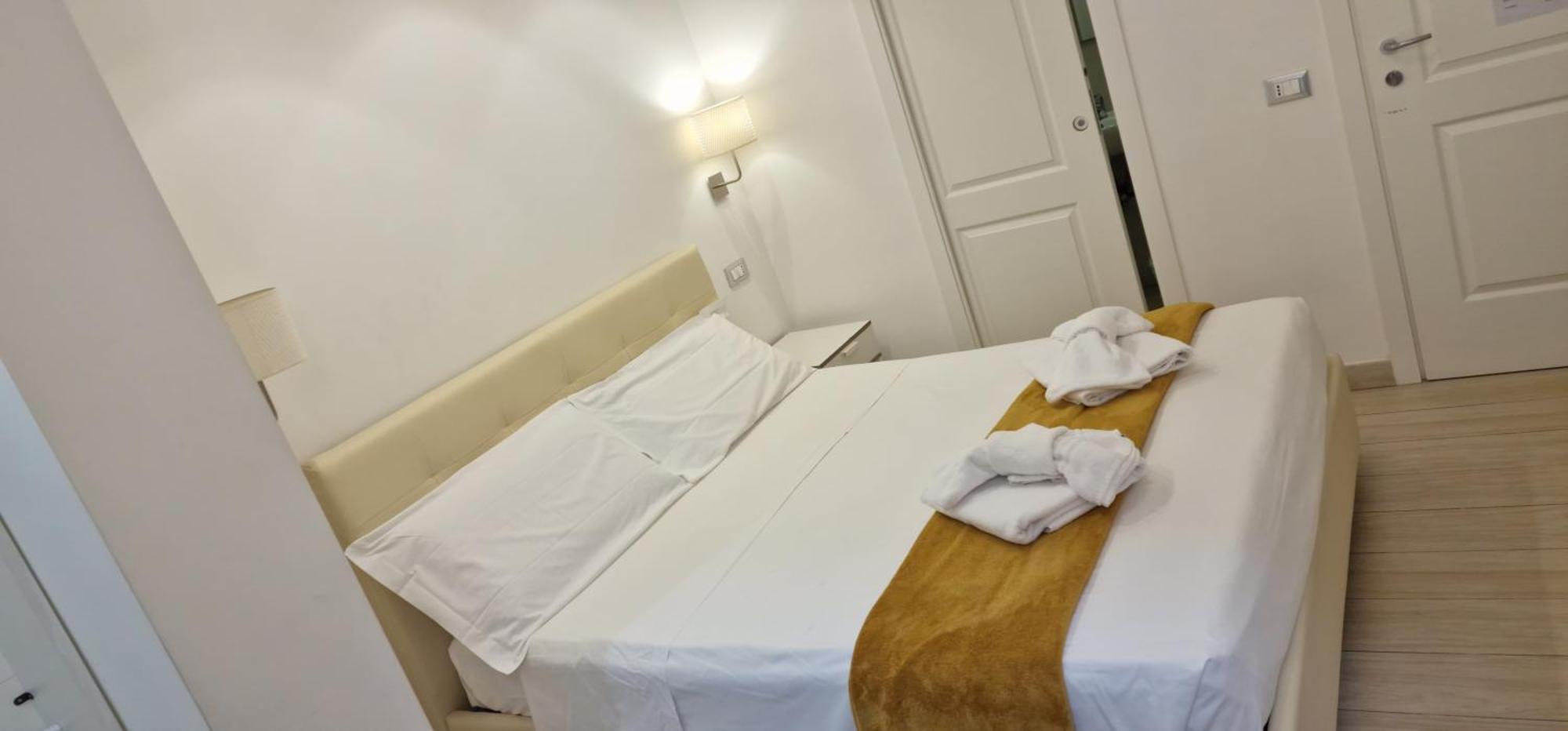 Guest house Mr. Charlie Brown 2*