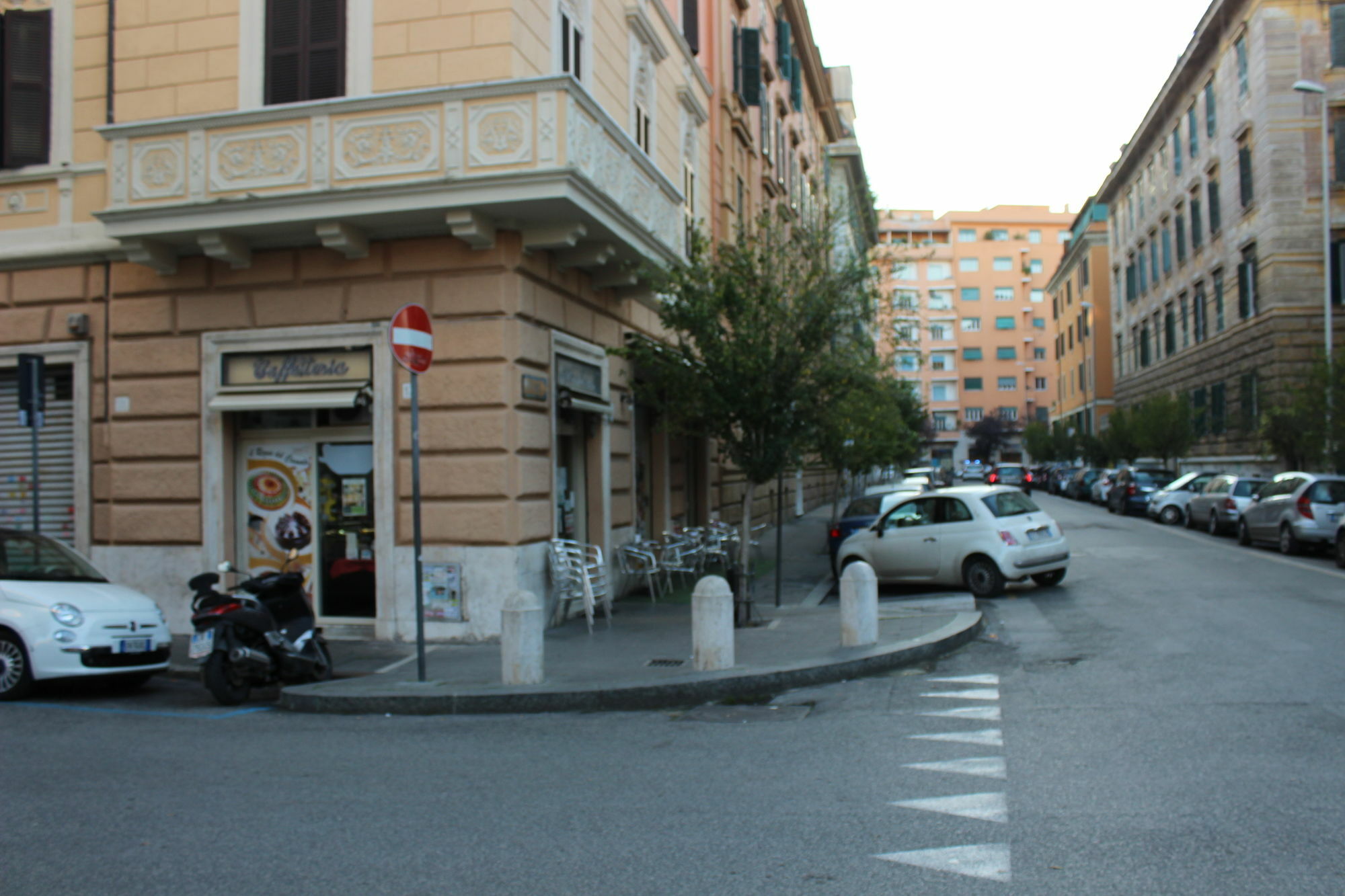 Pensión Mr. Charlie Brown Roma